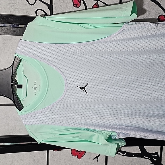 Nike Air Jordan 3 in 1 Statement T-Shirt Tank Combo Size Small NWT - Picture 2 of 9